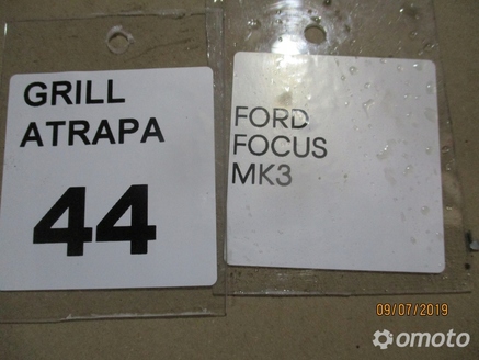 GRILL ATRAPA FORD FOCUS MK3