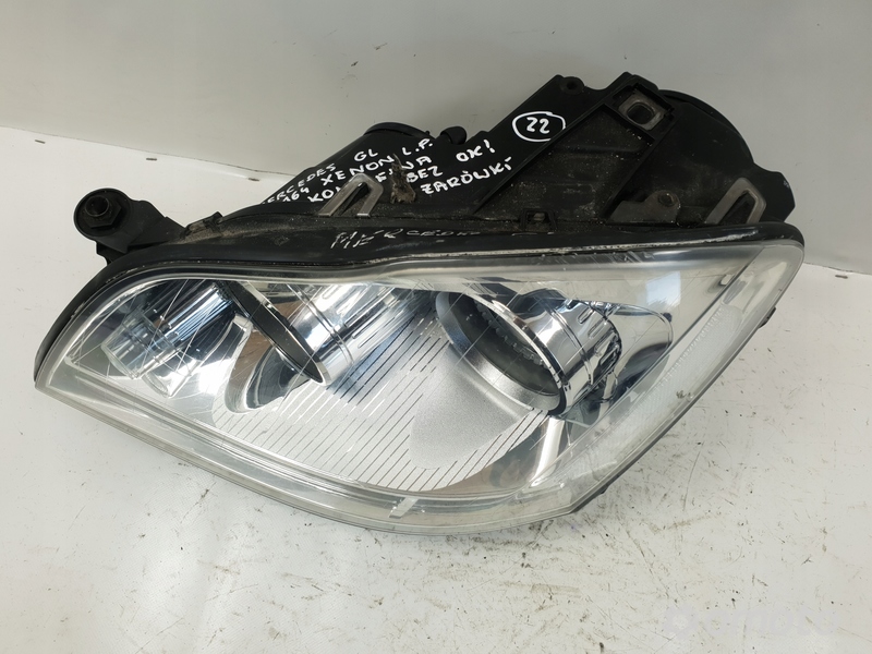 Mercedes GL X164 XENON PRZEDNIA LAMPA LEWA przód