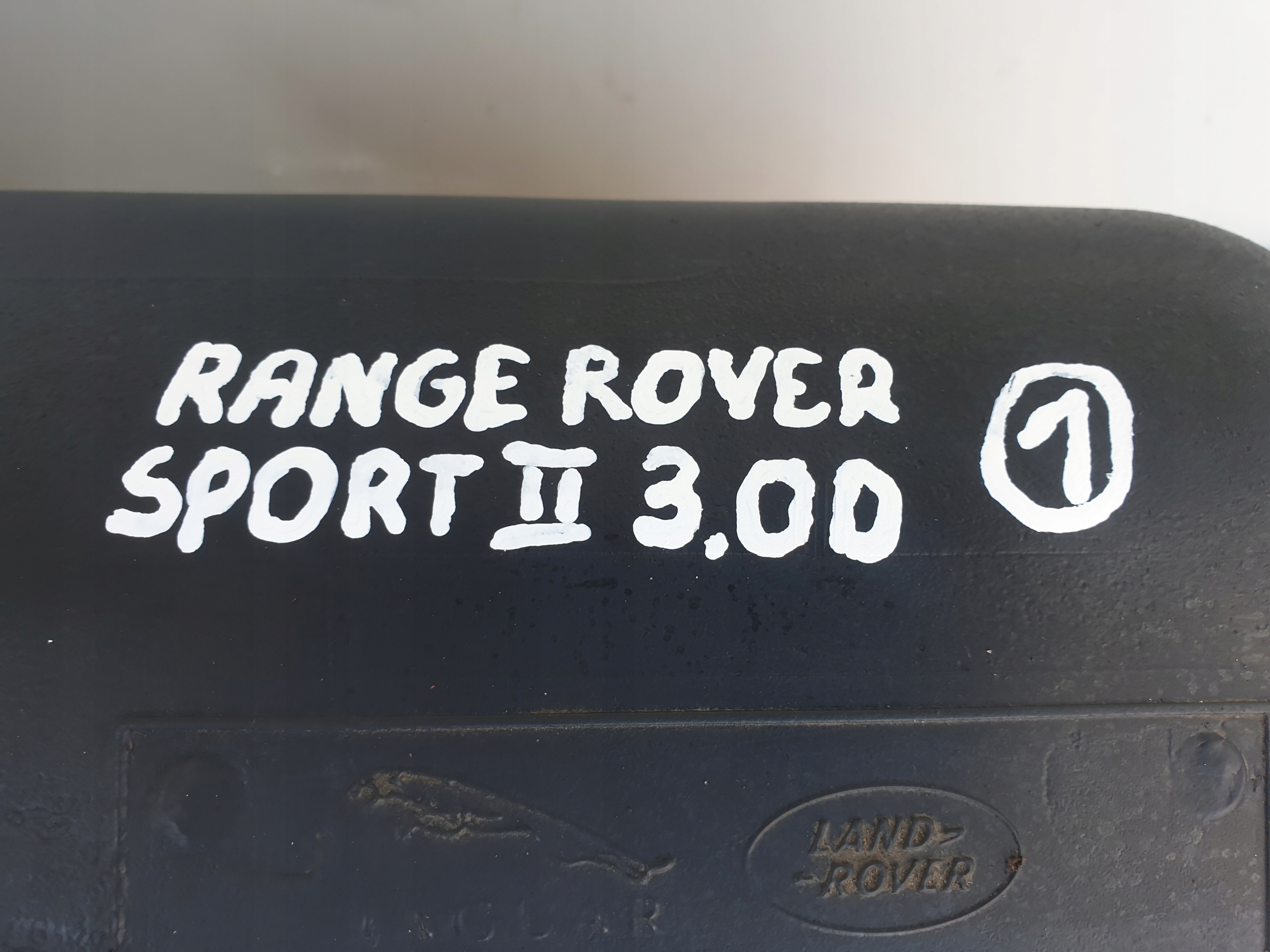 Range Rover Sport II L494 3.0 D ZBIORNIK PALIWA