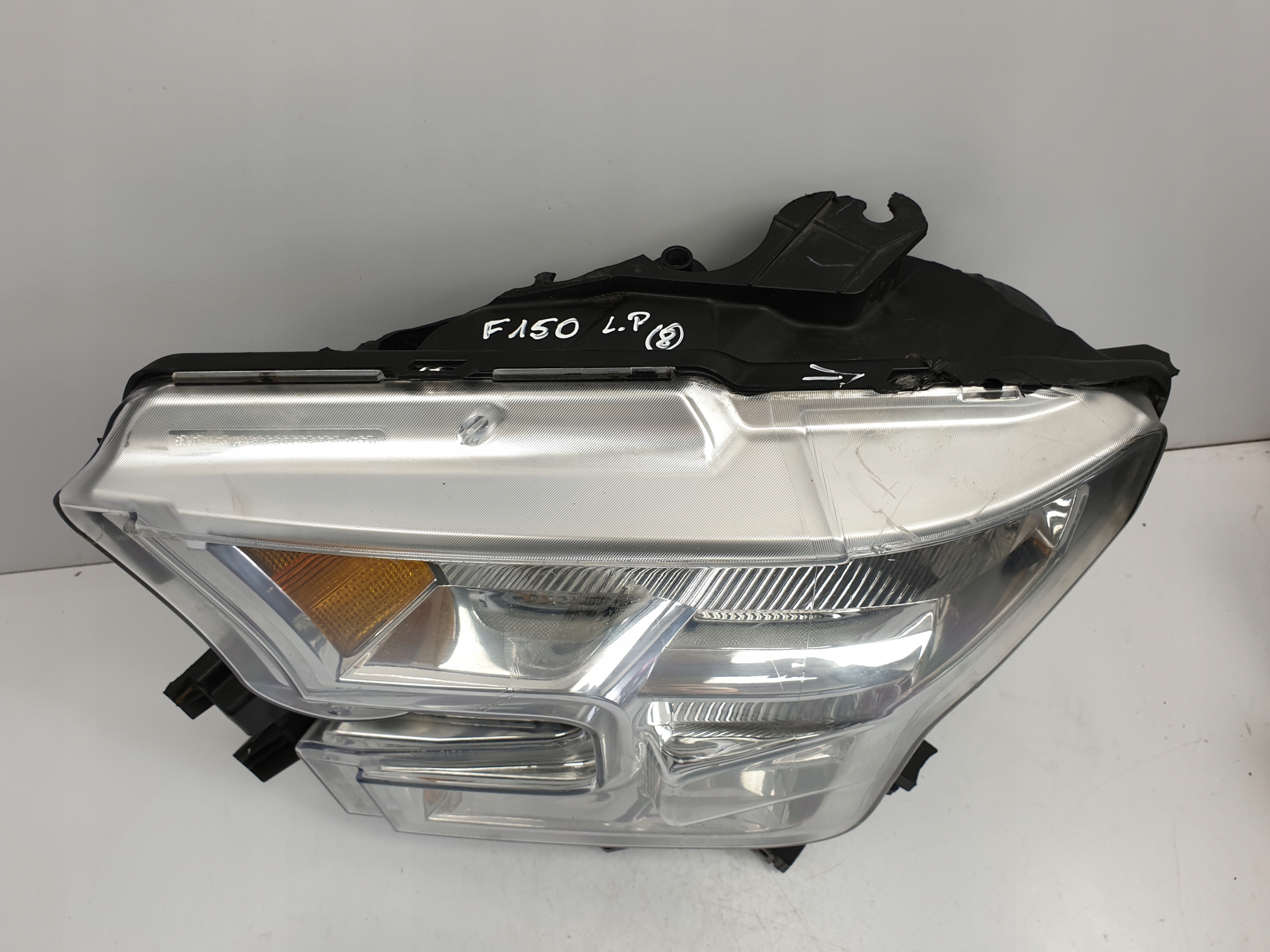 Ford F150 15- PRZEDNIA LAMPA lewa LEWY PRZÓD usa