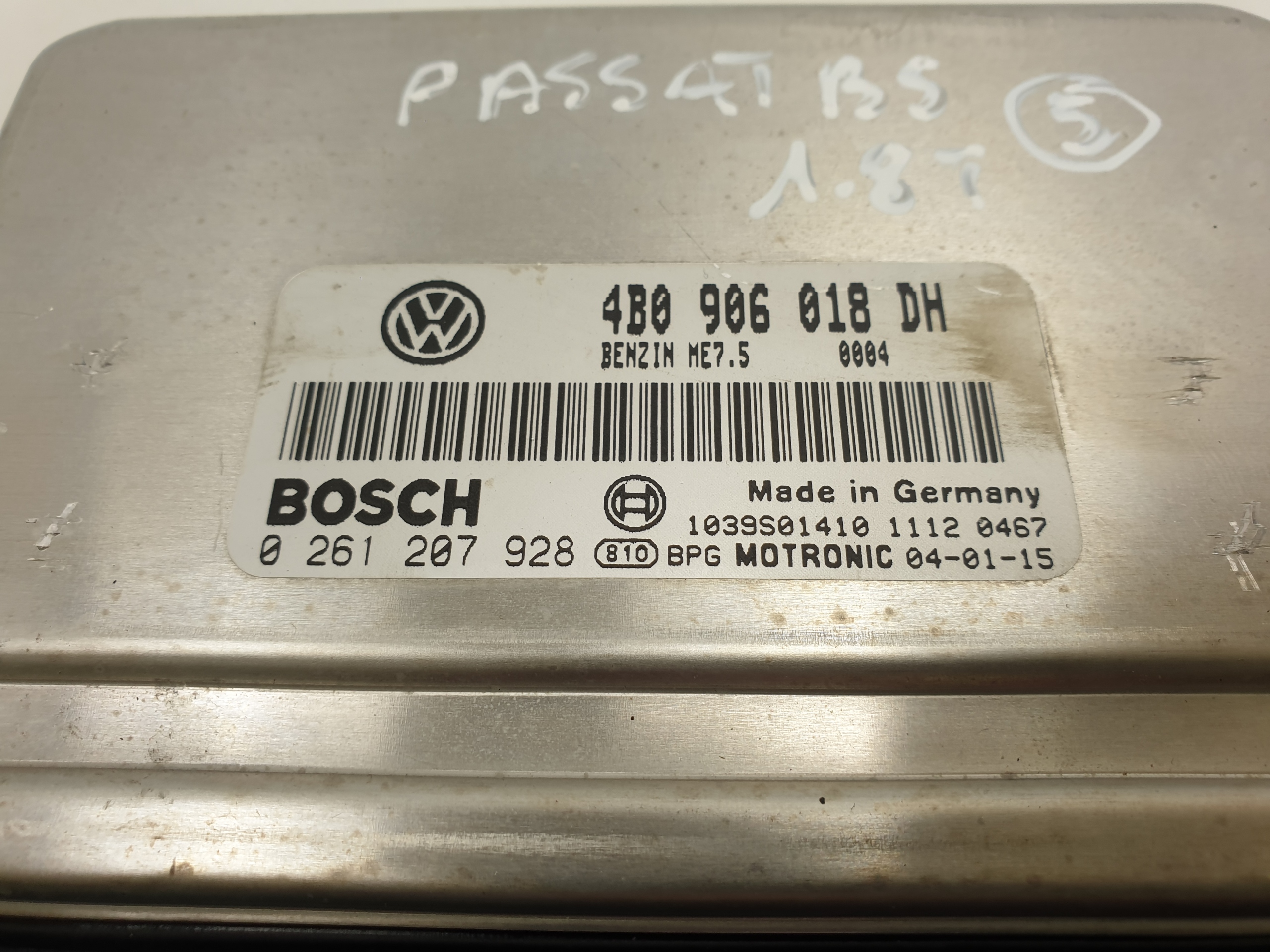 VW Passat B5 FL 1.8 T STEROWNIK SILNIKA komputer