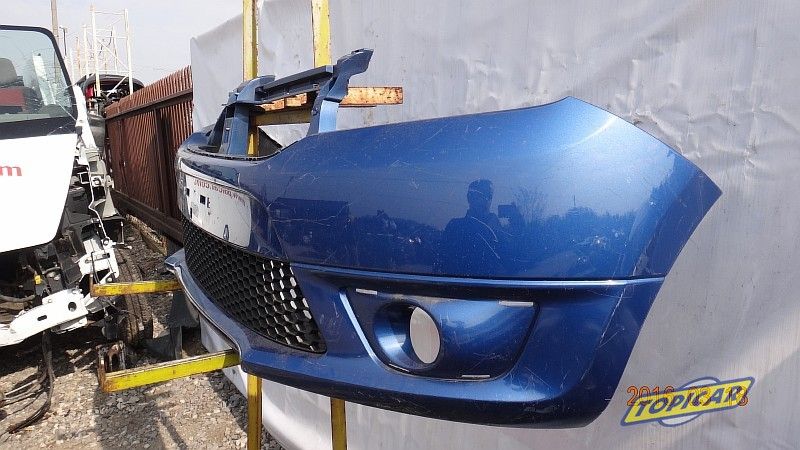 Dacia Sandero 2012- zderzak przód niebieski