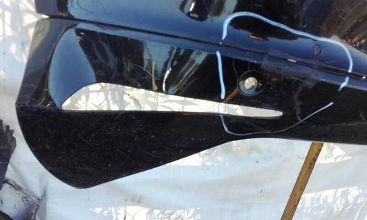 Volvo XC60 13- zderzak tył pod PDC uszkodzony