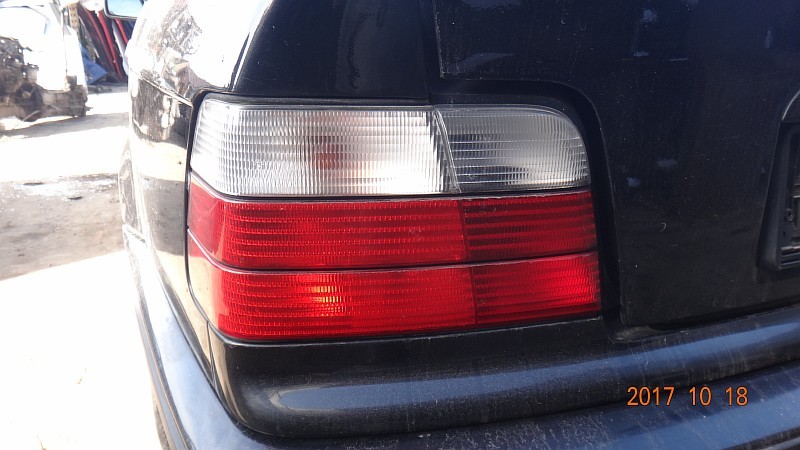 BMW E36 klapa tył sedan lampa tył lewa