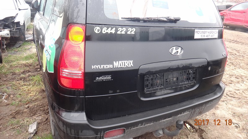 Hyundai Matrix  błotnik przód lewy czarny