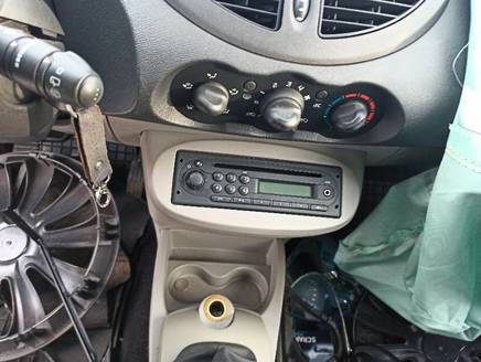 Renault Twingo 08- radio fabryczne cd