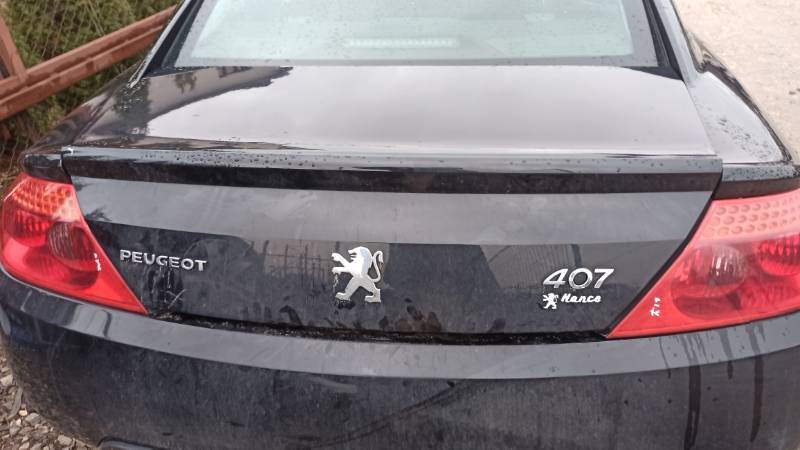 Peugeot 407 coupe  klapa bagażnika ktv