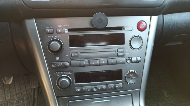 Subaru Legacy IV 04-  radio panel klimatyzacji