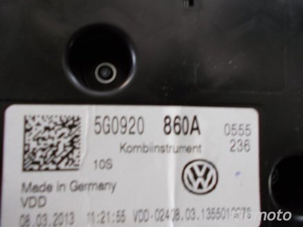 VW GOLF VII 1.6 2.0 TDI LICZNIK ZEGARY 5G0920860A
