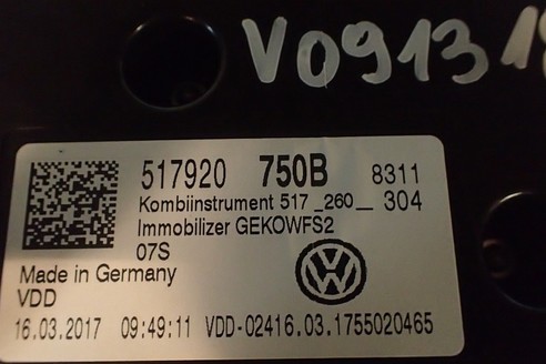 VW GOLF SPORTSVAN LICZNIK ZEGAR TSI 517920750B 