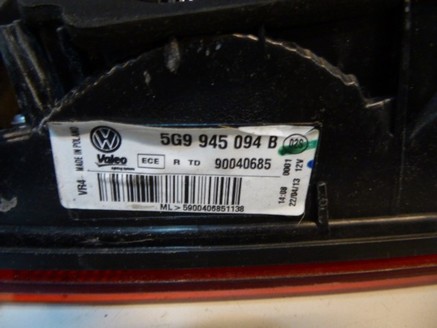 VW GOLF VII KOMBI LAMPA TYLNA PRAWA 5G9945094B