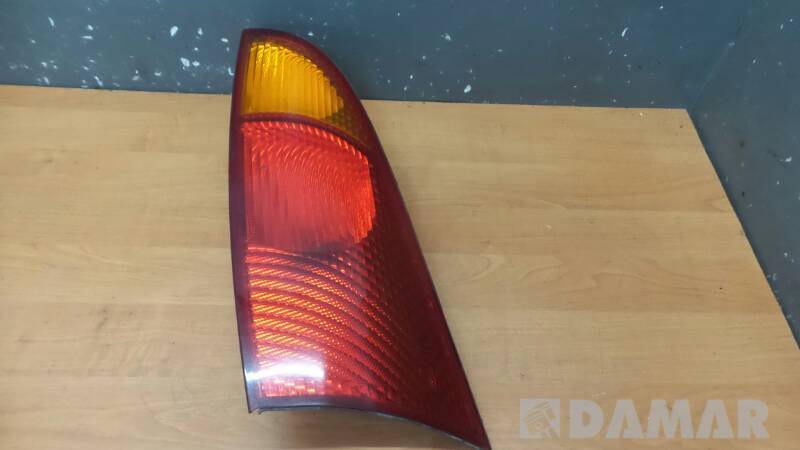 LAMPA TYLNA FORD FOCUS 1998r XS4113405A XS4X13441A