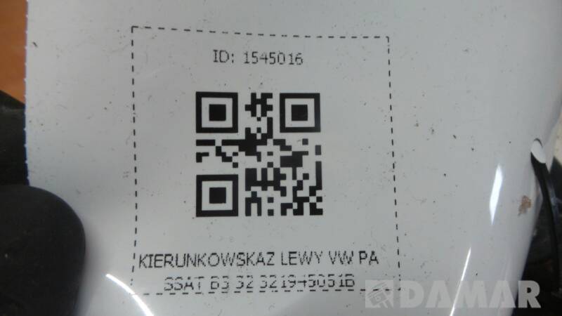 321945051B KIERUNKOWSKAZ LEWY VW PASSAT 32