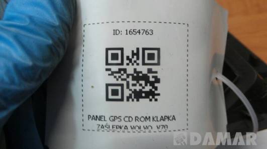 PANEL GPS CD ROM KLAPKA ZASLEPKA VOLVO  V70