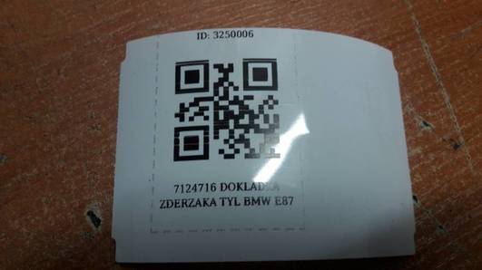 7124716 DOKLADKA ZDERZAKA TYL BMW E87