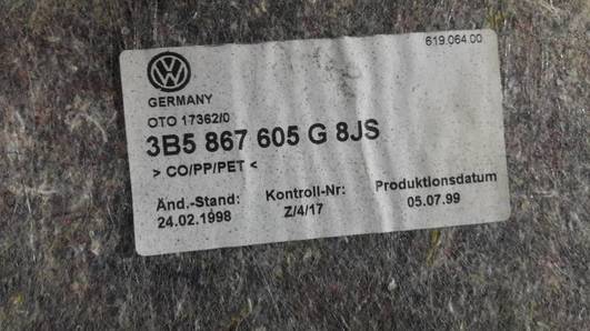 3B5867605G TAPICERKA KLAPY VW PASSAT B5 SEDAN