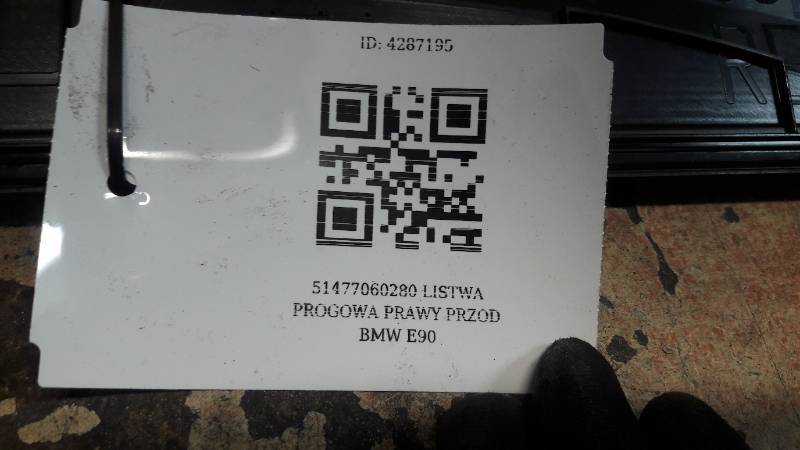 51477060280 LISTWA PROGOWA PRAWY PRZOD BMW E90