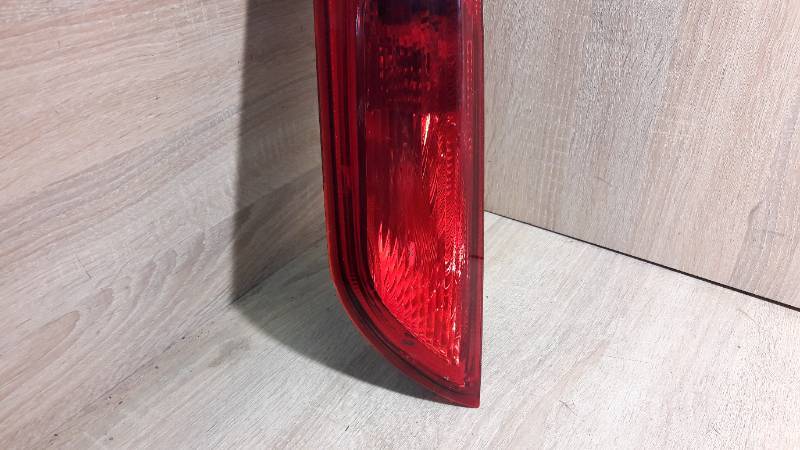 4M51-13405-AF LAMPA LEWY TYL FORD FOCUS II HB