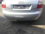 Audi a4 b6 zderzak tylny 