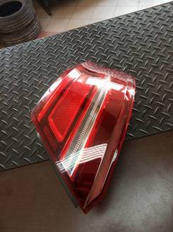 Audi a3 8v sportback 17 lampa tyl prawa 8v4945070