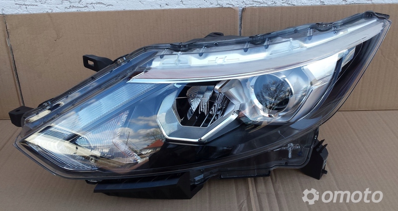 Reflektor Lewy Ful Full LED Nissan Qashqai 2014-
