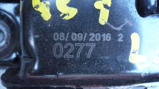Poduszka łapa skrzyni Opel Corsa E 1,3 CDTI 16r
