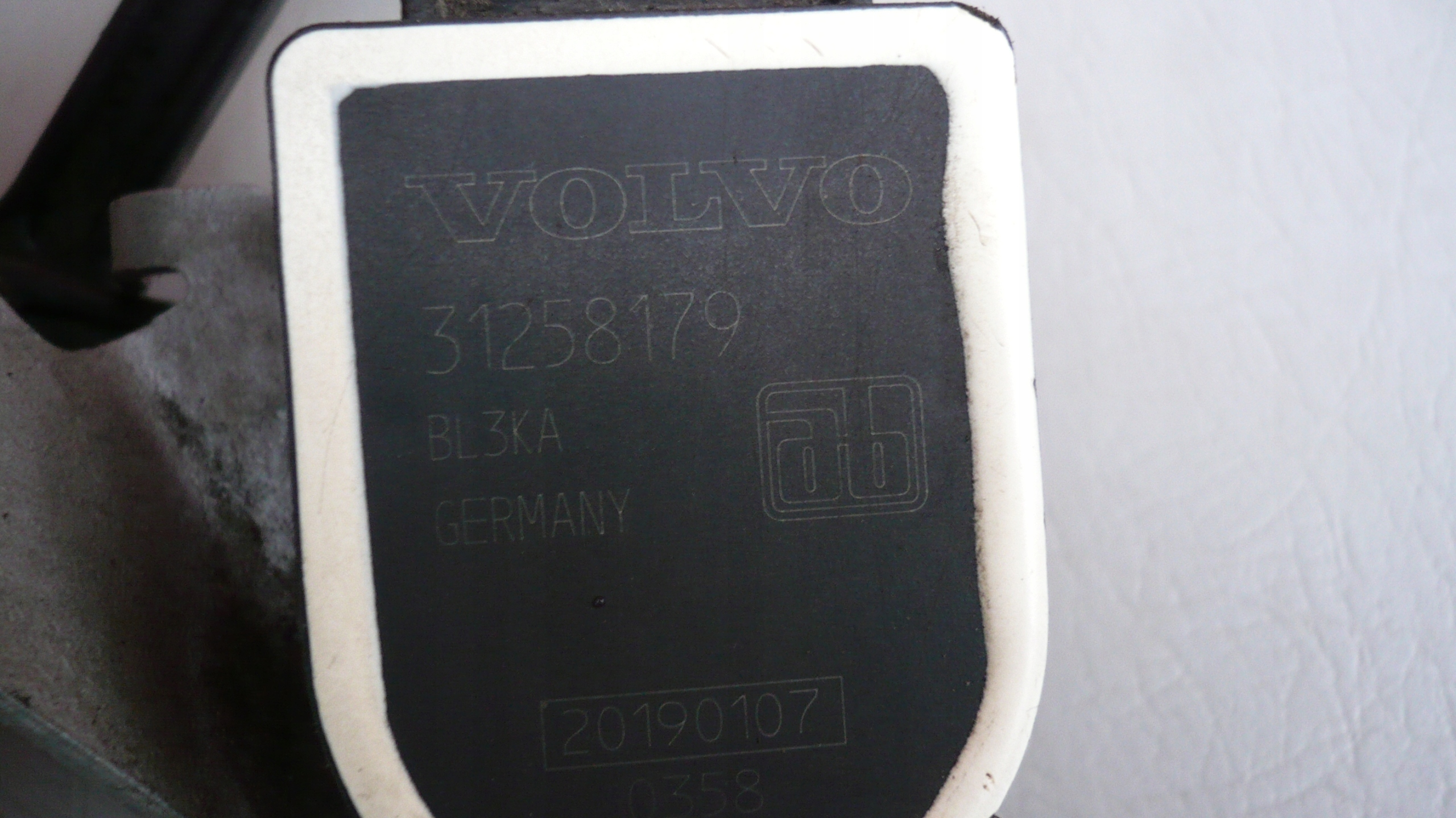 Czujnik poziomowania świateł Volvo S40 II